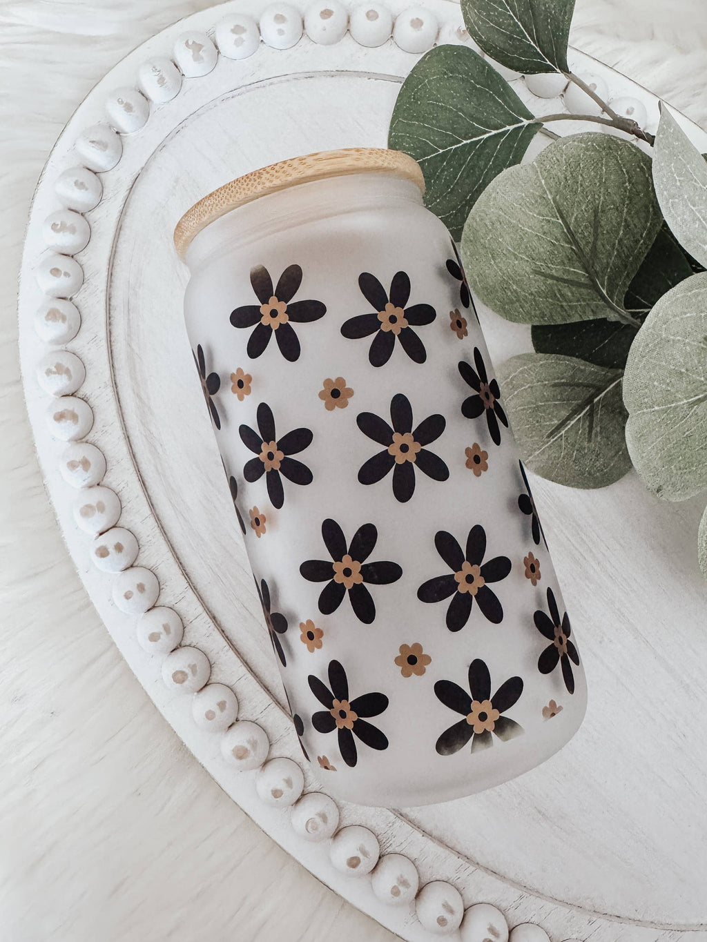 Minimalist Daisy 16oz Glass Cup with Bamboo Lid